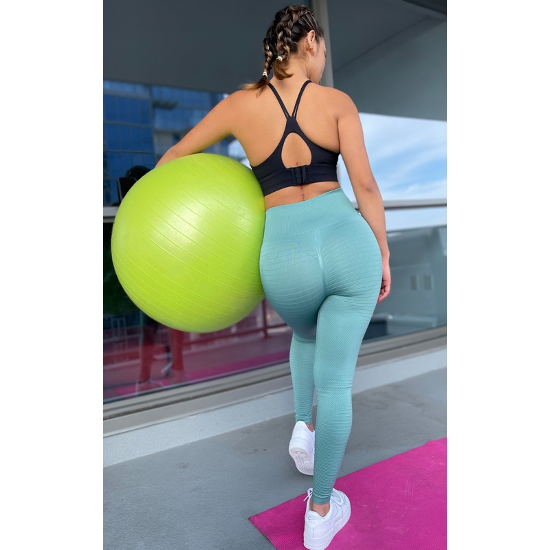 Elevated: Scrunch Back Textured Leggings in Green