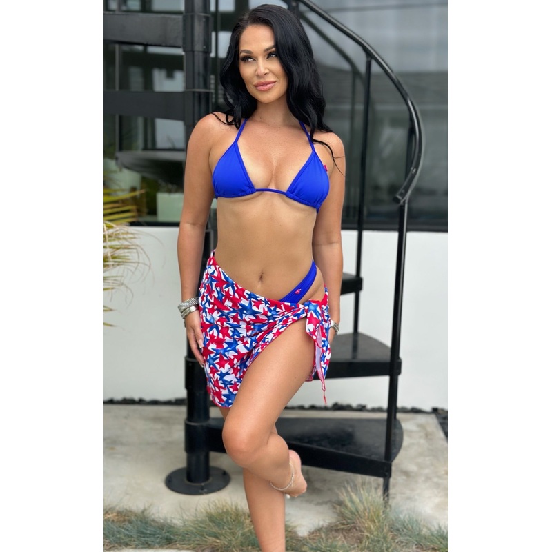 Gia: Exclusive Sarong in Red and Blue Stars
