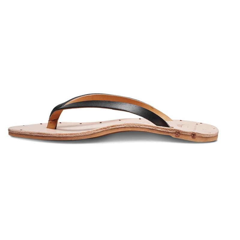 Vitamin A Beek Seabird Sandals in Black SEA-BKVA