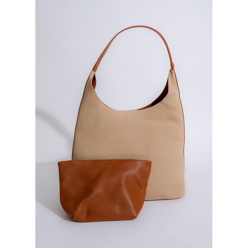 Simple But Chic Tote Bag Brown