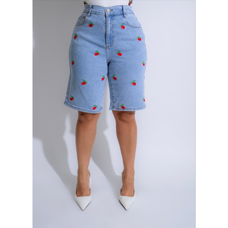 Cherry Pop Short Light Denim