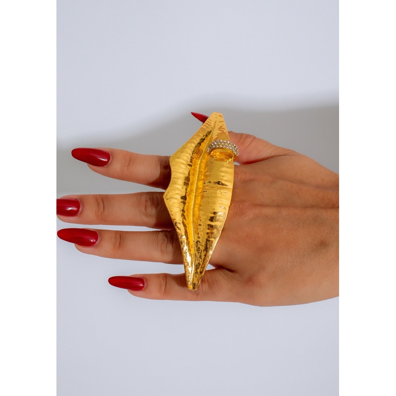 Solaris Lips Statement Ring Gold