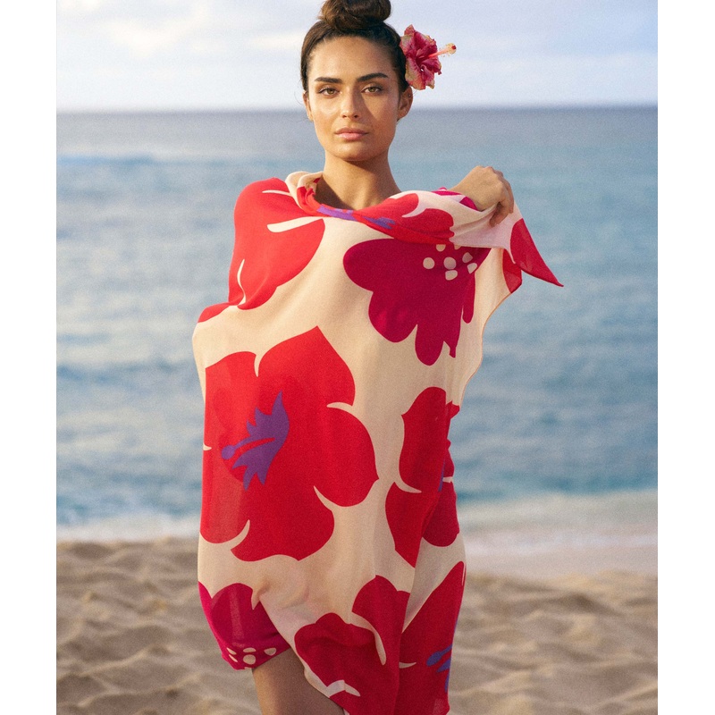 Aloalo Pareo Sand with Hawaiian Airlines