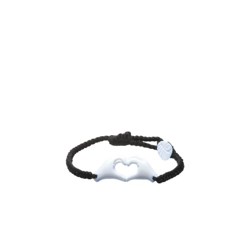 Wanderer - Heart Hands Bracelet