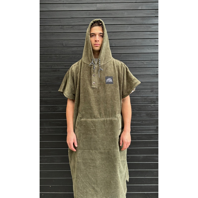 Storm x Slowtide Poncho - Green